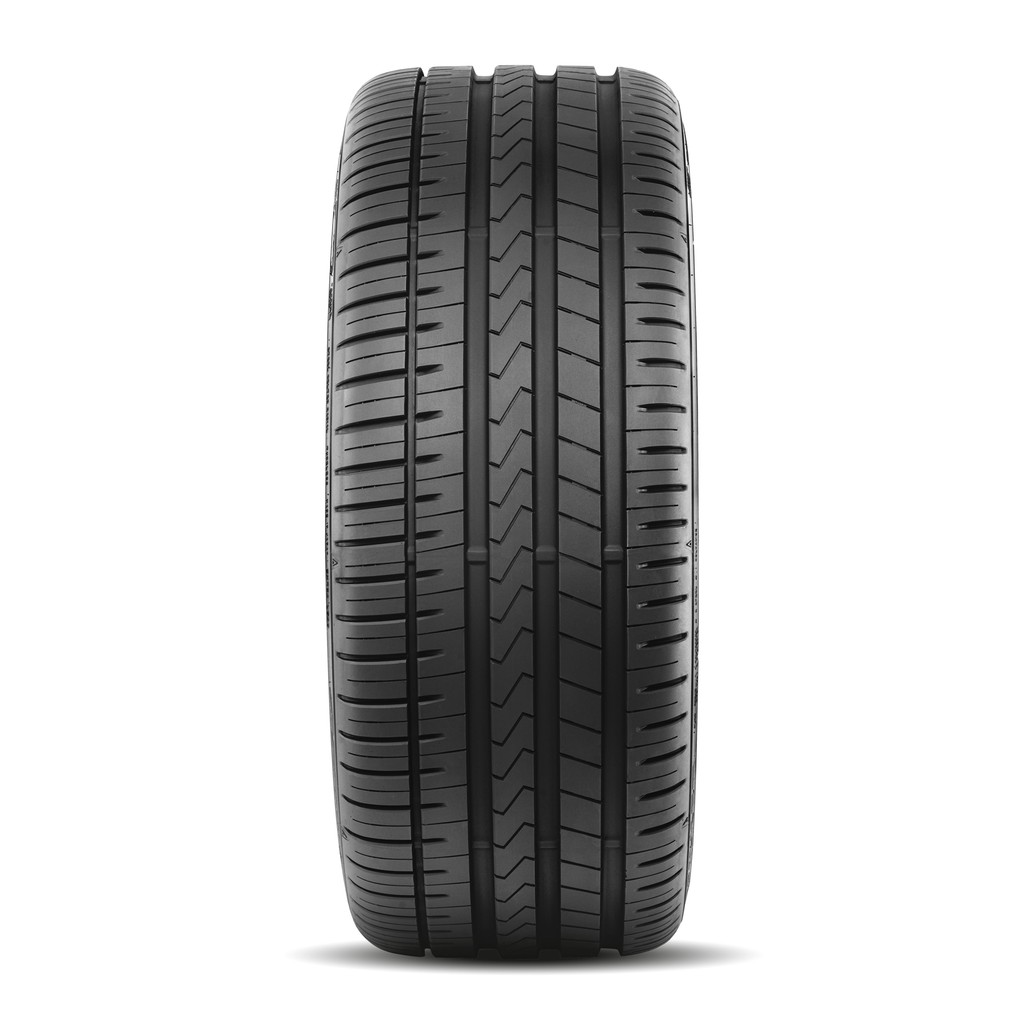 Falken 225/40 r19 Azenis FK510 Japan (1226)